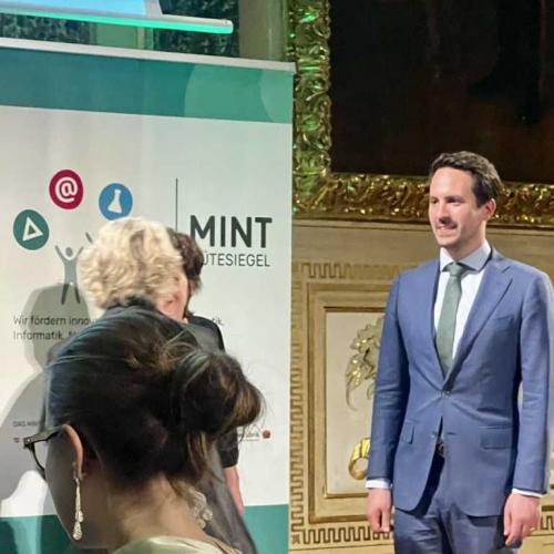 MINT